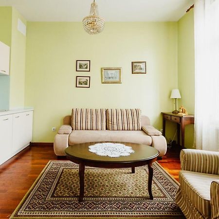 100% Cracovian Traditional Apartment Экстерьер фото