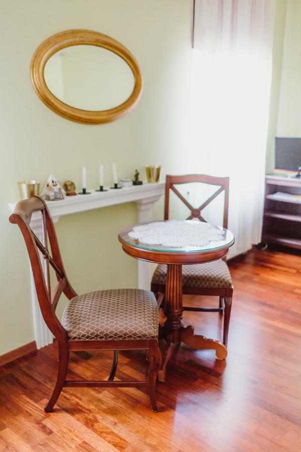 100% Cracovian Traditional Apartment Экстерьер фото