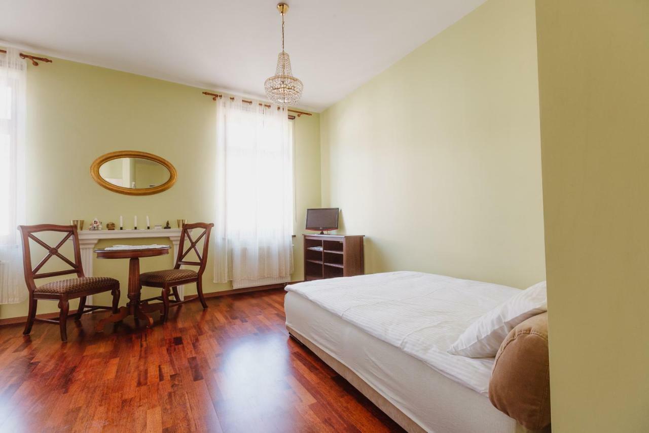 100% Cracovian Traditional Apartment Экстерьер фото